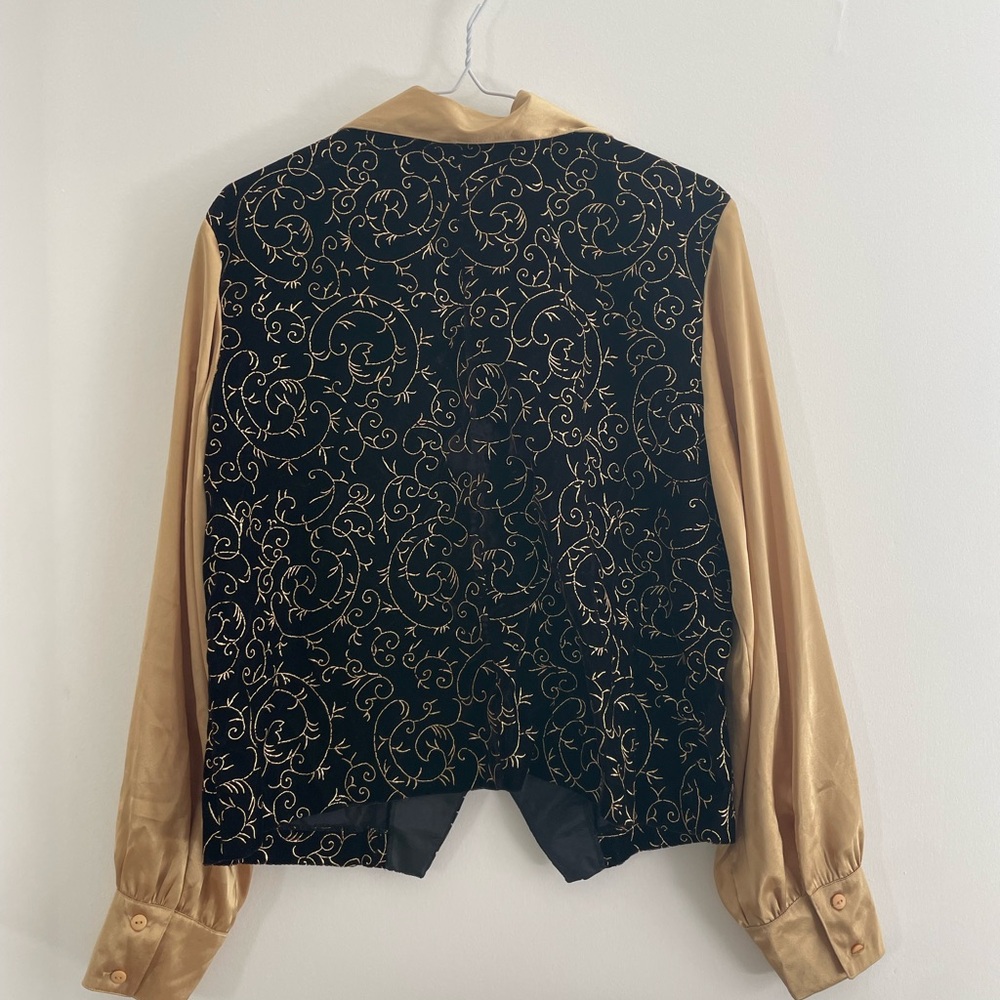 Black and Gold Blouse - Picture 2 of 2